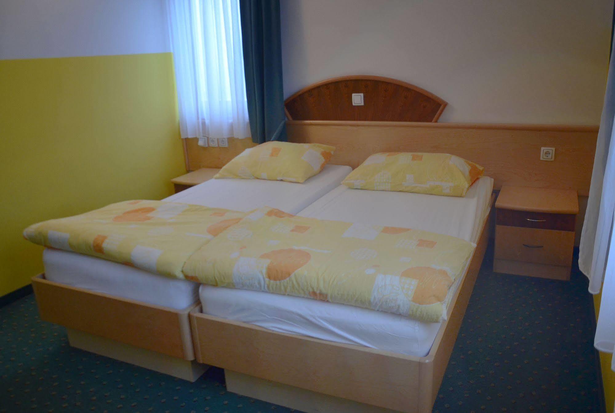 Garni Hotel Zvon Zreče Esterno foto