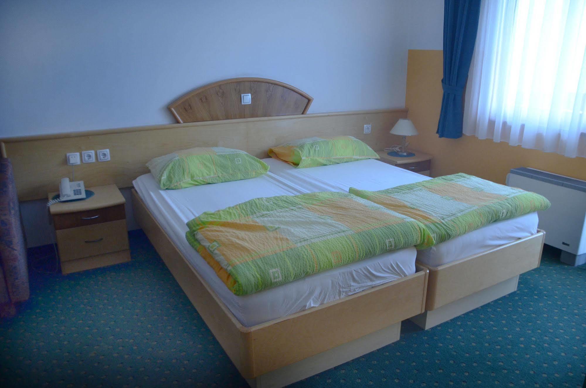 Garni Hotel Zvon Zreče Esterno foto